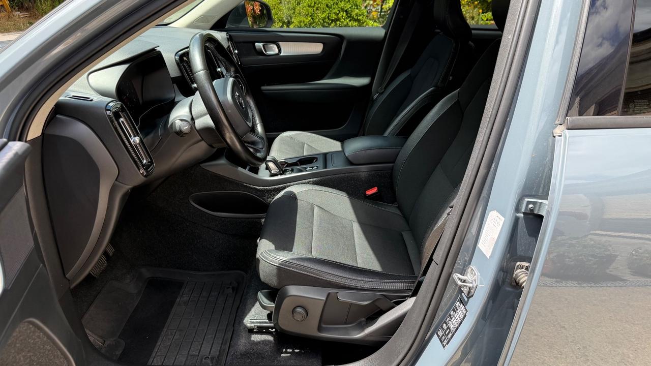 Volvo XC40 Monument D3