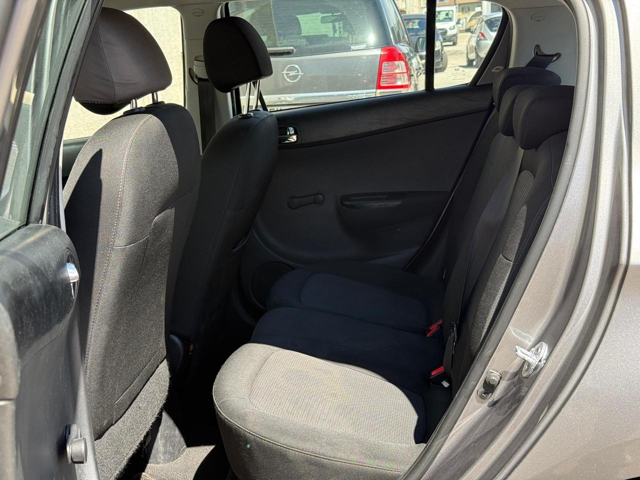Hyundai i20 1.2 5p. Econext Sound Edition