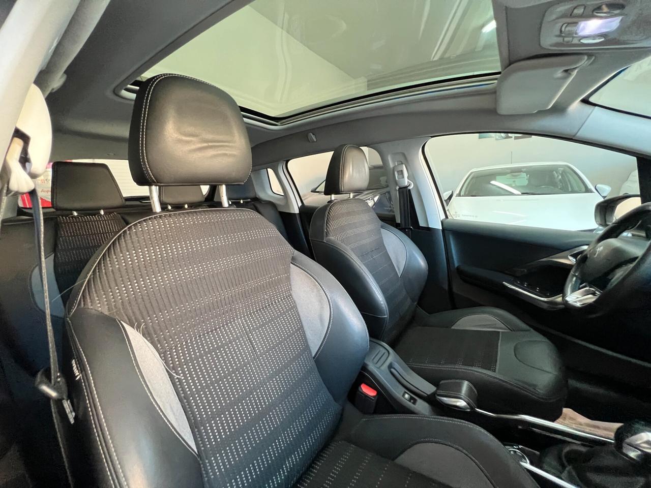 Peugeot 2008 1.6 e-HDi 92 CV Stop&Start Allure