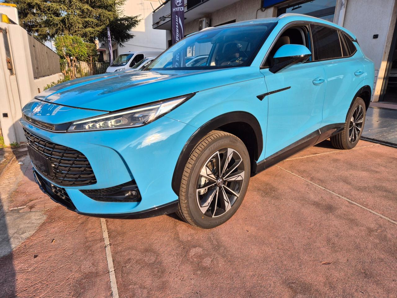 Mg Nuova HS 1.5 Luxury 170CV MT