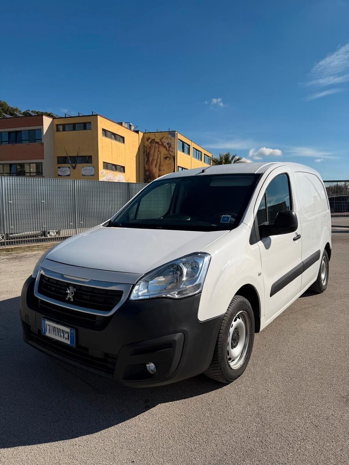 Peugeot Partner BlueHDi 75 L1 Furgone Pro