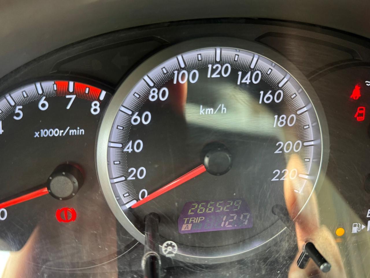 Mazda 5 1.8 MZR 16V 115CV Extra GPL 7 P.ti