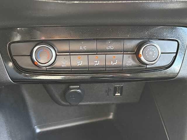 Opel Corsa 1.2 Edition