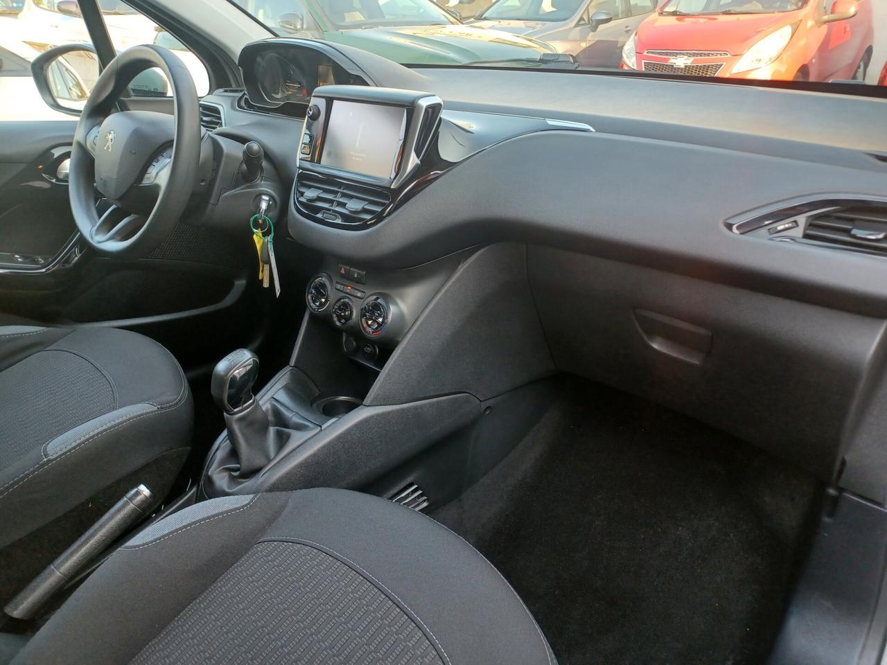 Peugeot 208 1.2 5 PORTE GPL ANNO 2016