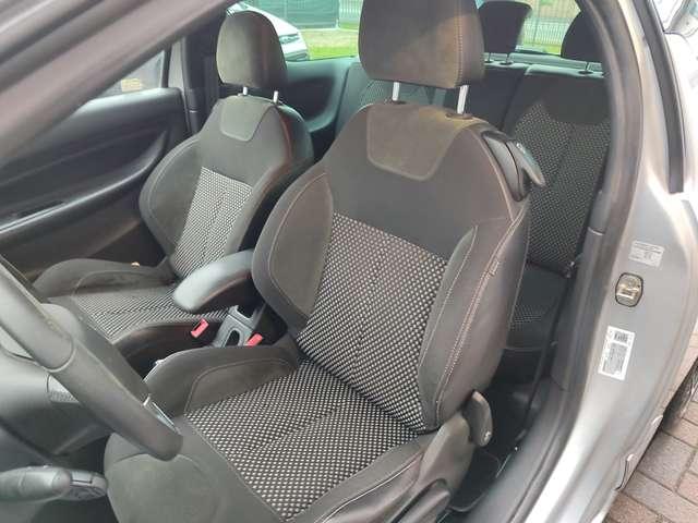 Citroen DS3 DS3 1.6 e-hdi airdream Sport Chic 110cv