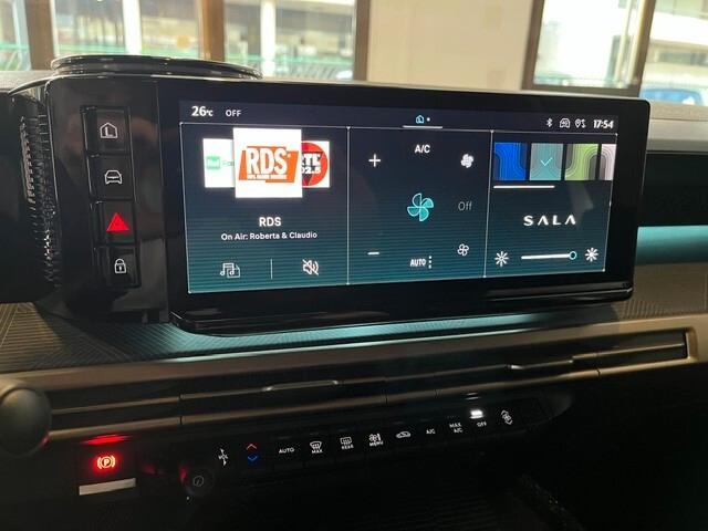 Lancia Ypsilon Hybrid e-DCT LX