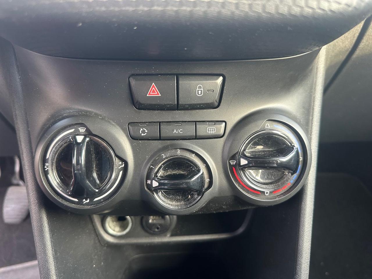 Peugeot 2008 Allure 1.2 PureTech 82 #7847