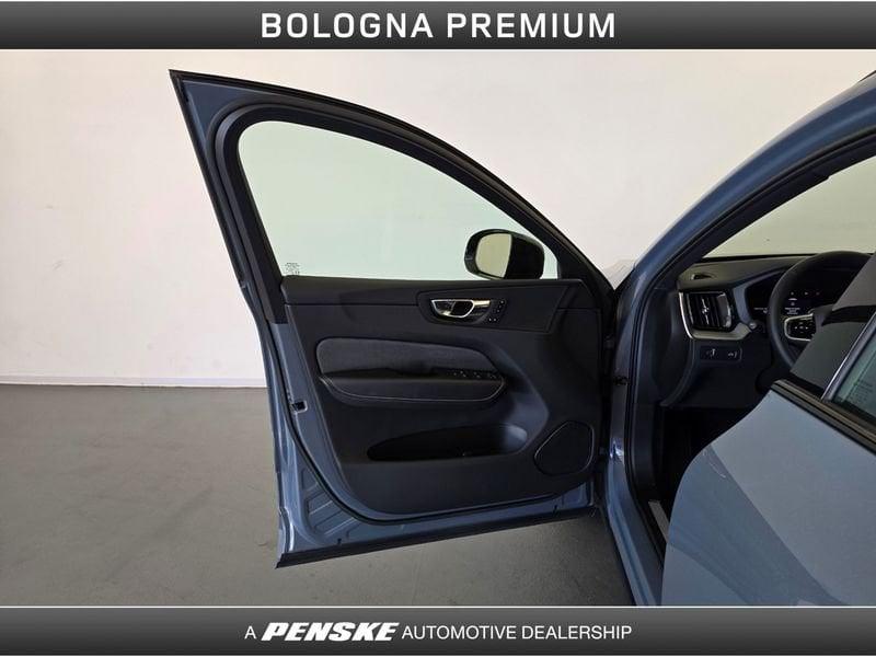 Volvo XC60 XC60 B4 (d) Geartronic R-design
