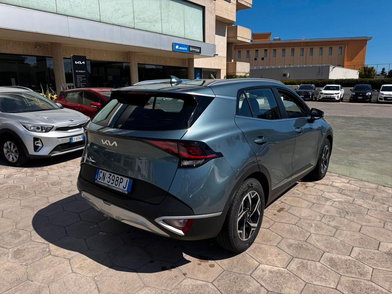 KIA SPORTAGE 1.6 DIESEL BUSINESS AUTOMATICO