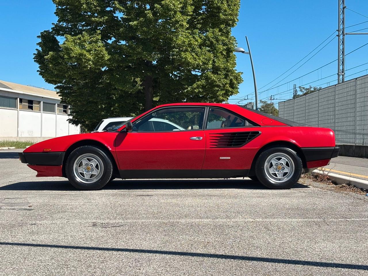 Ferrari Mondial 8