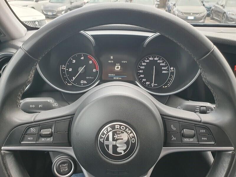 ALFA ROMEO Giulia 2.2 TD 190CV SUPER XENO PARK CAM