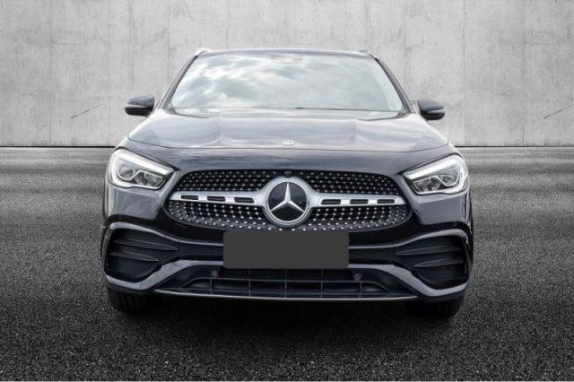 MERCEDES-BENZ GLA 200 d Automatic Premium