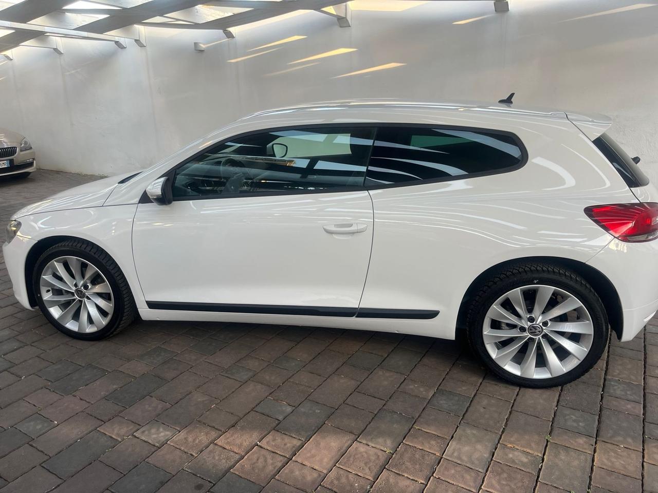 Volkswagen Scirocco 2.0 TDI 140CV DPF