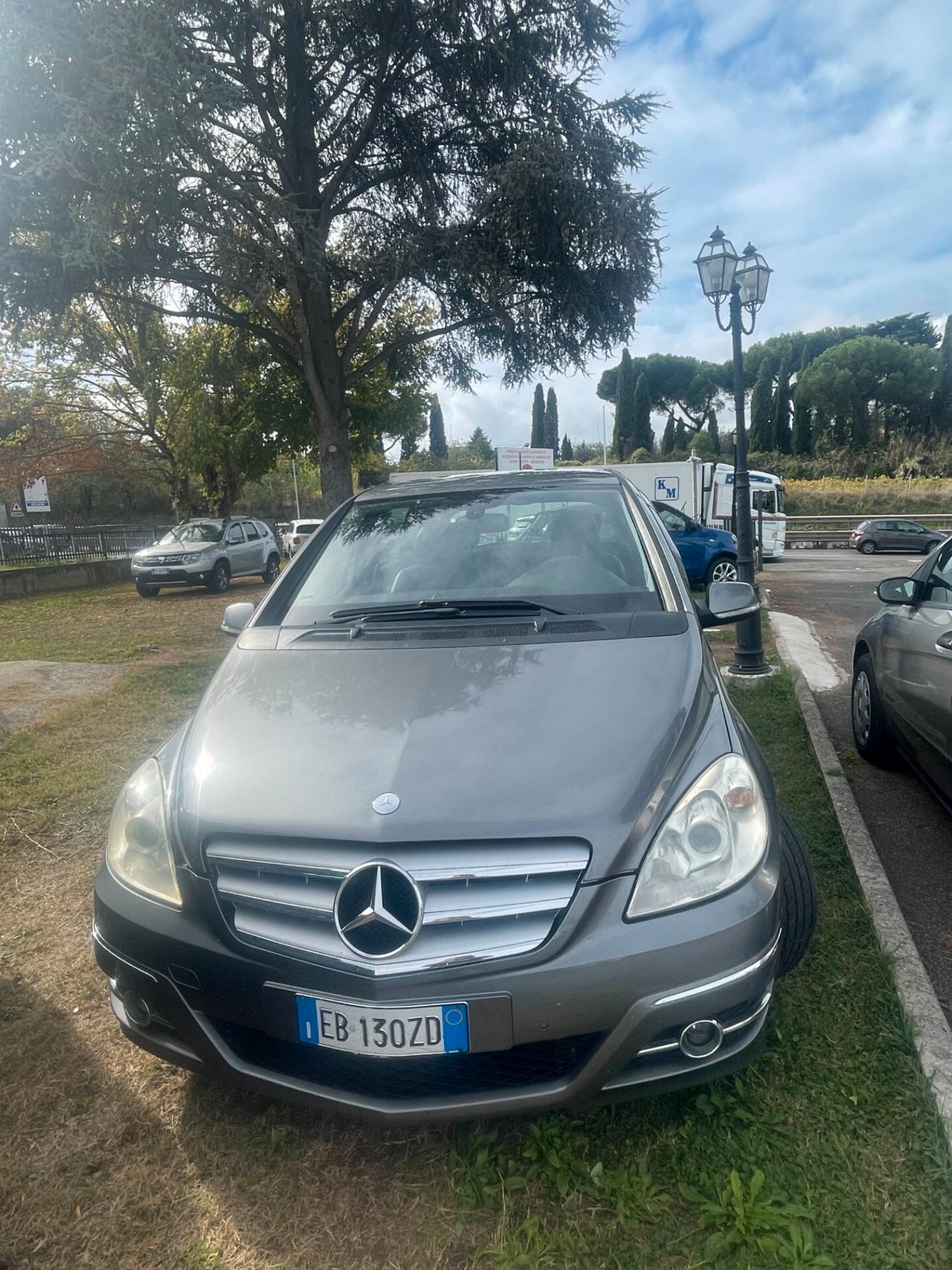 Mercedes-benz B 180 CDI SPORT CERCHI CRUISE COMAND NAVI PDC PELLE MOTORE NUOVO