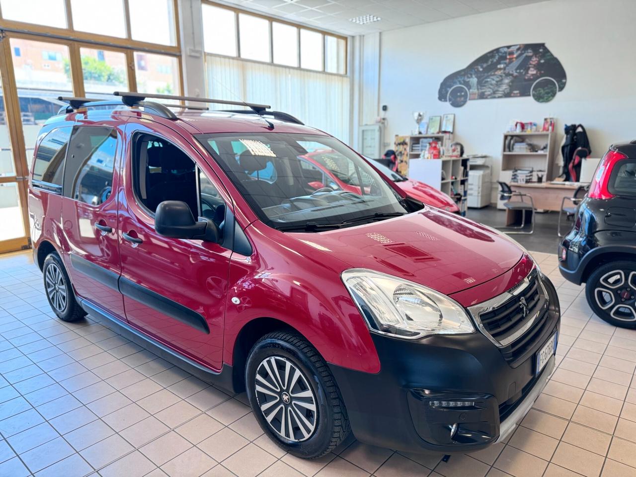 Peugeot Partner Tepee BlueHDi 100 Outdoor