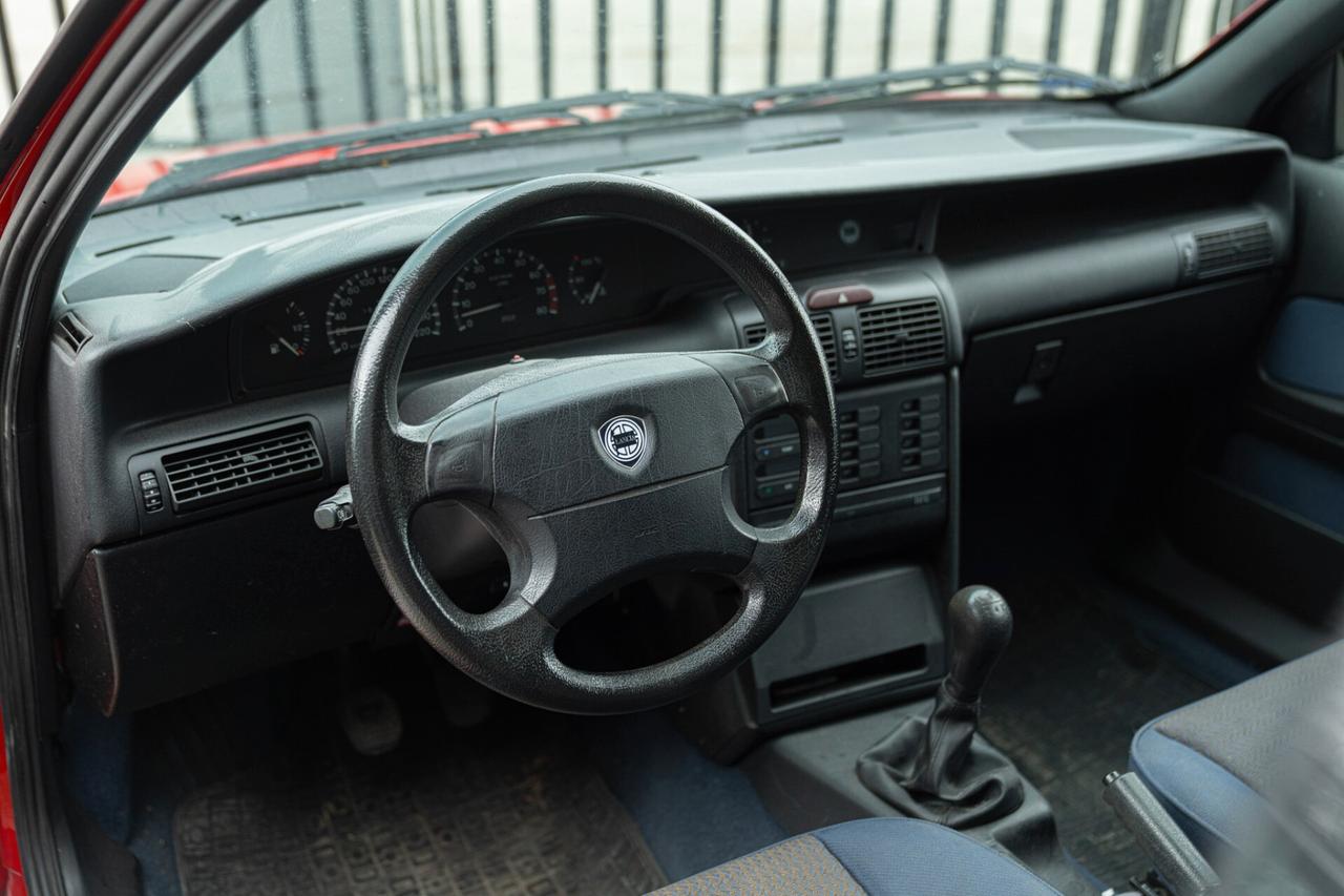 Lancia Delta HPE 1.6 - LAN00163