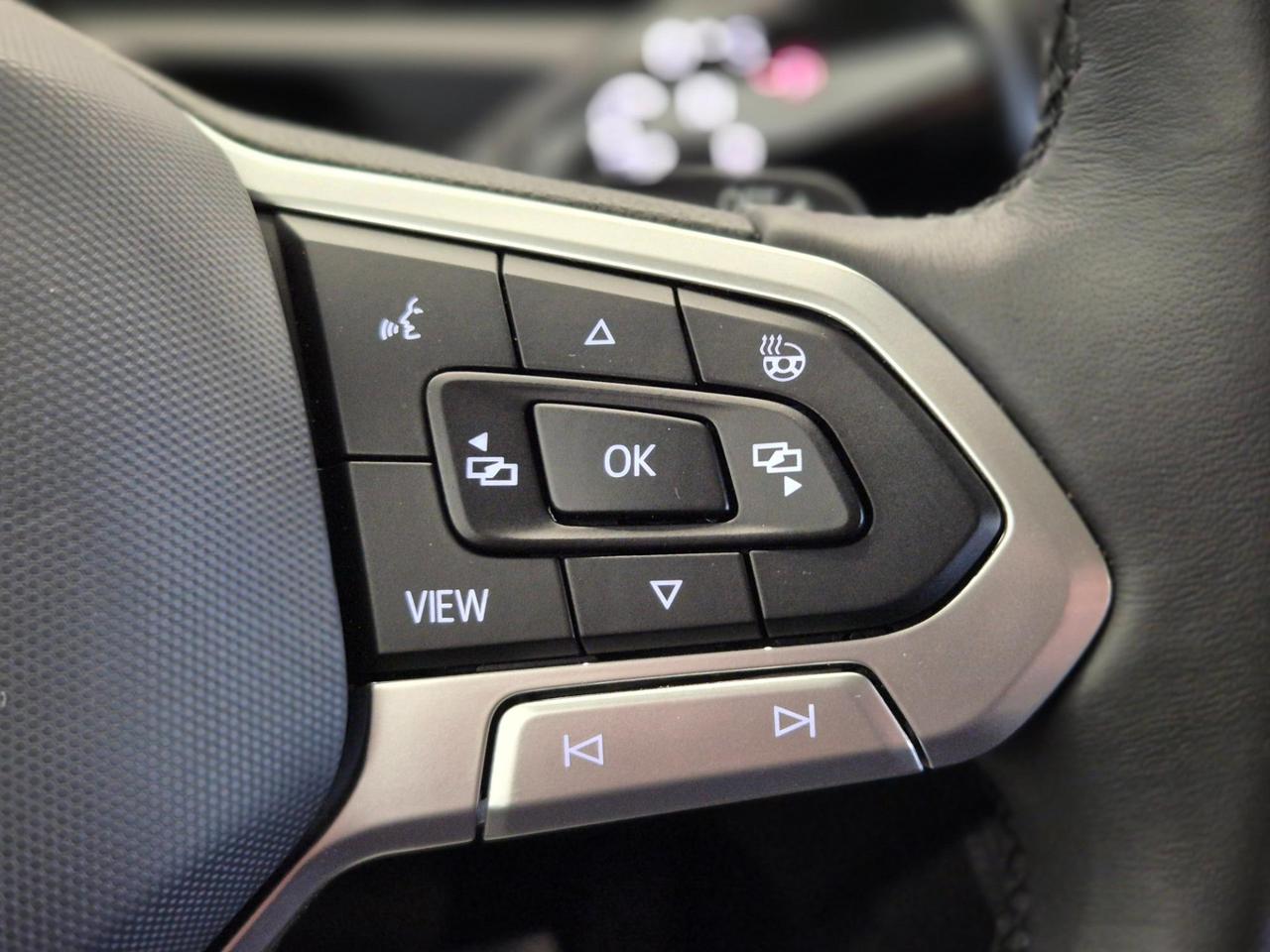 VOLKSWAGEN Tiguan 1.5 eTSI 150 CV ACT DSG Elegance N1 Autocarro