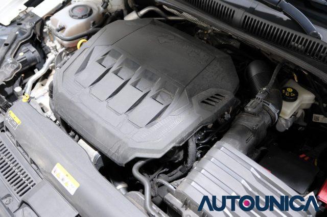 VOLKSWAGEN Polo GTI 2.0 TSI DSG GTI BLUEMOTION TECHNOLOGY FULL LED