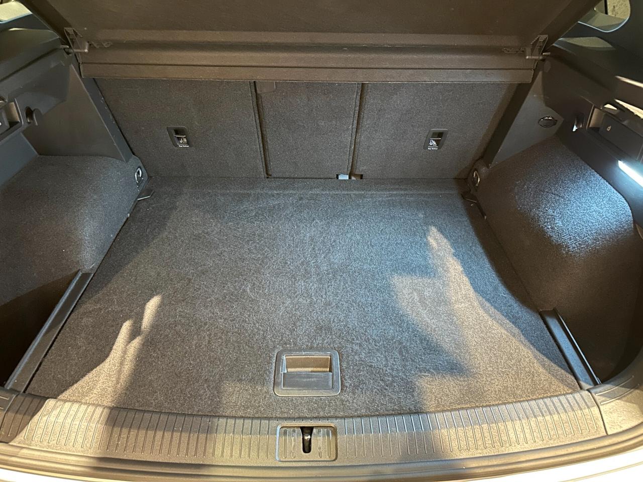 Volkswagen Tiguan 2.0 TDI 150 CV SCR R-Line