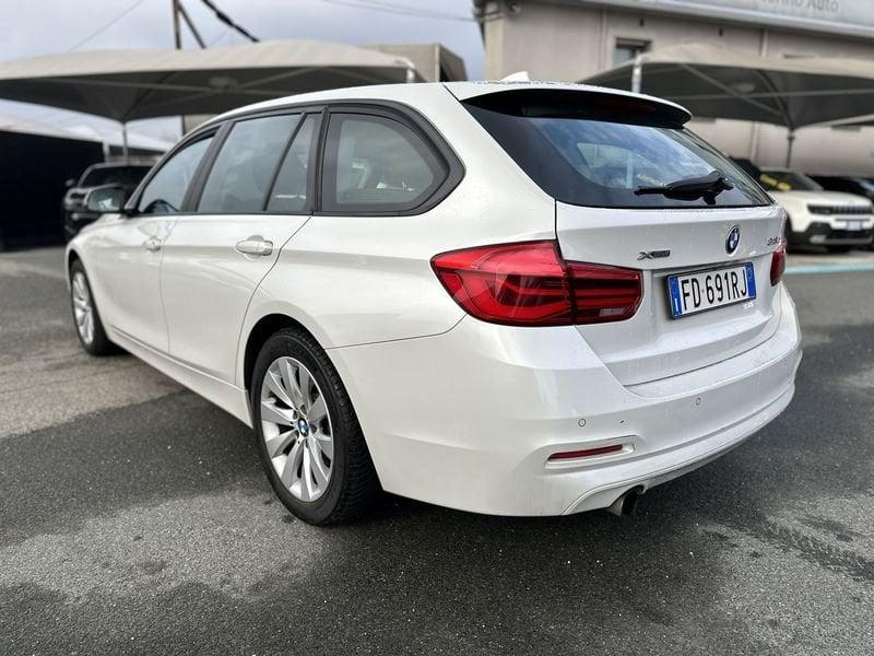 BMW Serie 3 Touring 318d xDrive Luxury