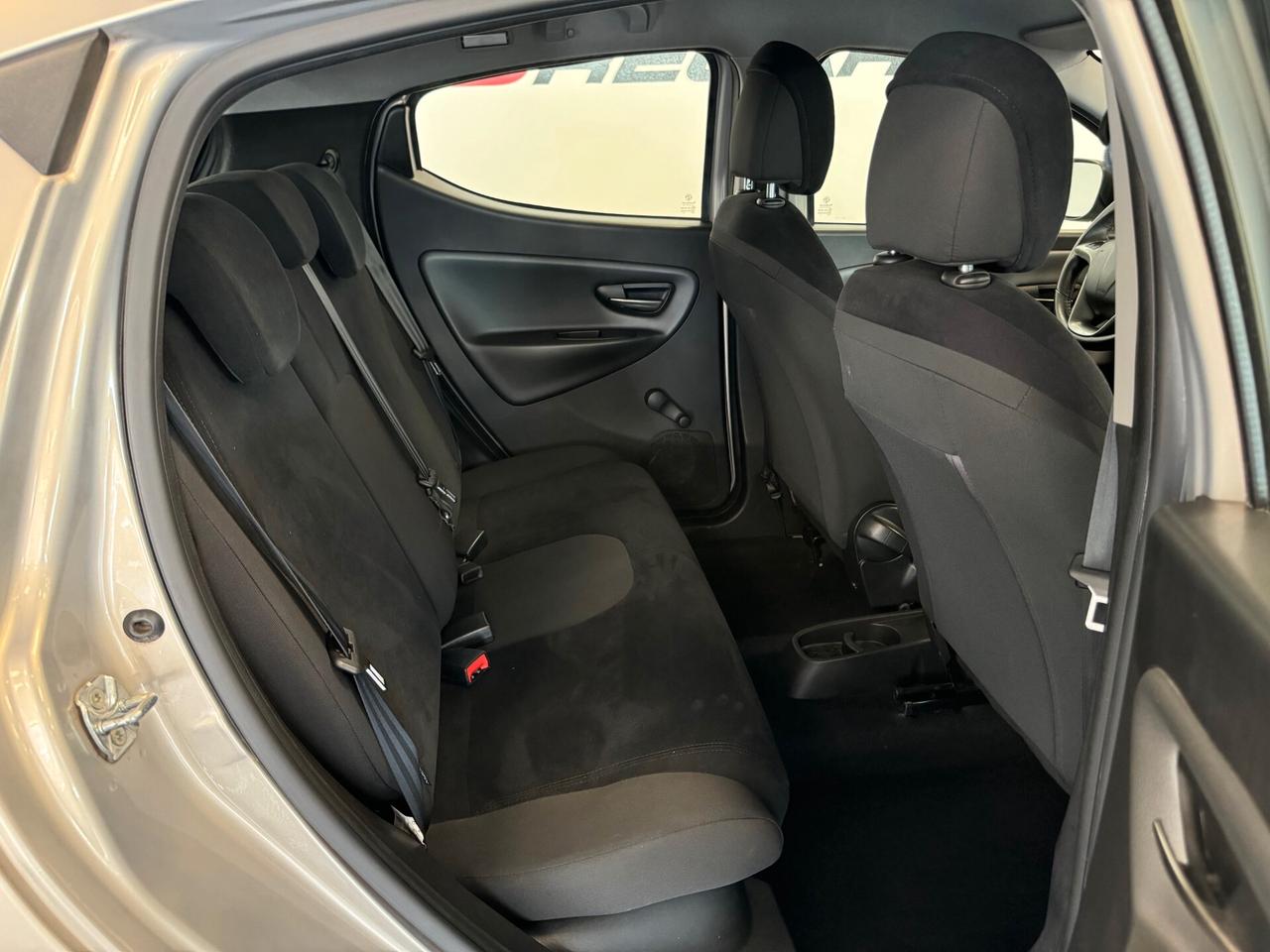 Lancia Ypsilon 1.2 69 CV 5 porte GPL Ecochic Elefantino
