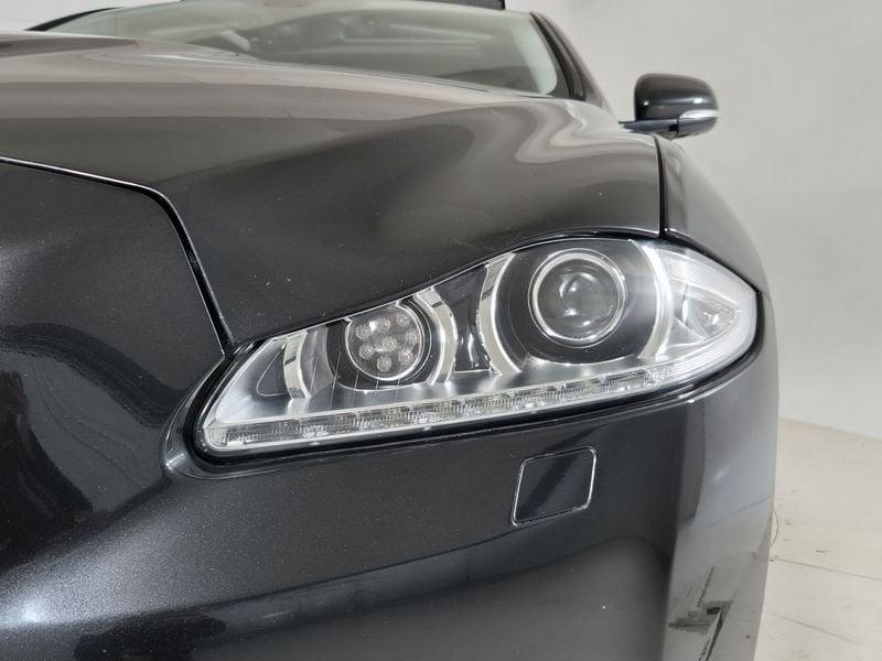 Jaguar XJ 3.0d V6 Portfolio auto my13