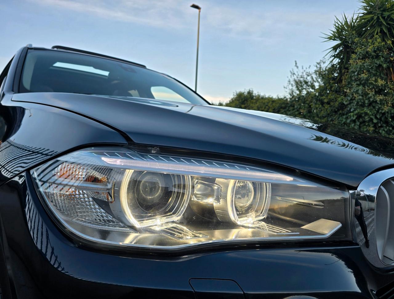BMW X5 LUXURY 313CV N1 2018 MOTORE NUOVO