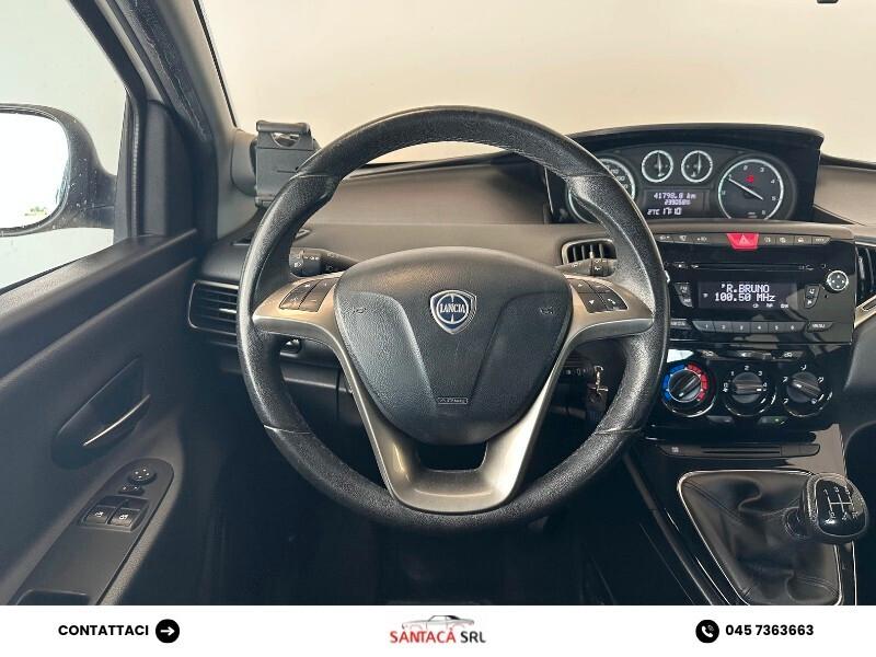Lancia Ypsilon 1.2 69 CV 5 porte Platinum