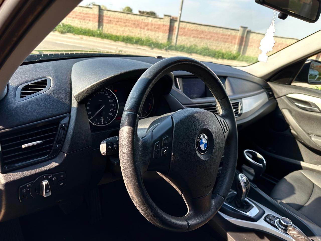 Bmw X1 sDrive18d X Line