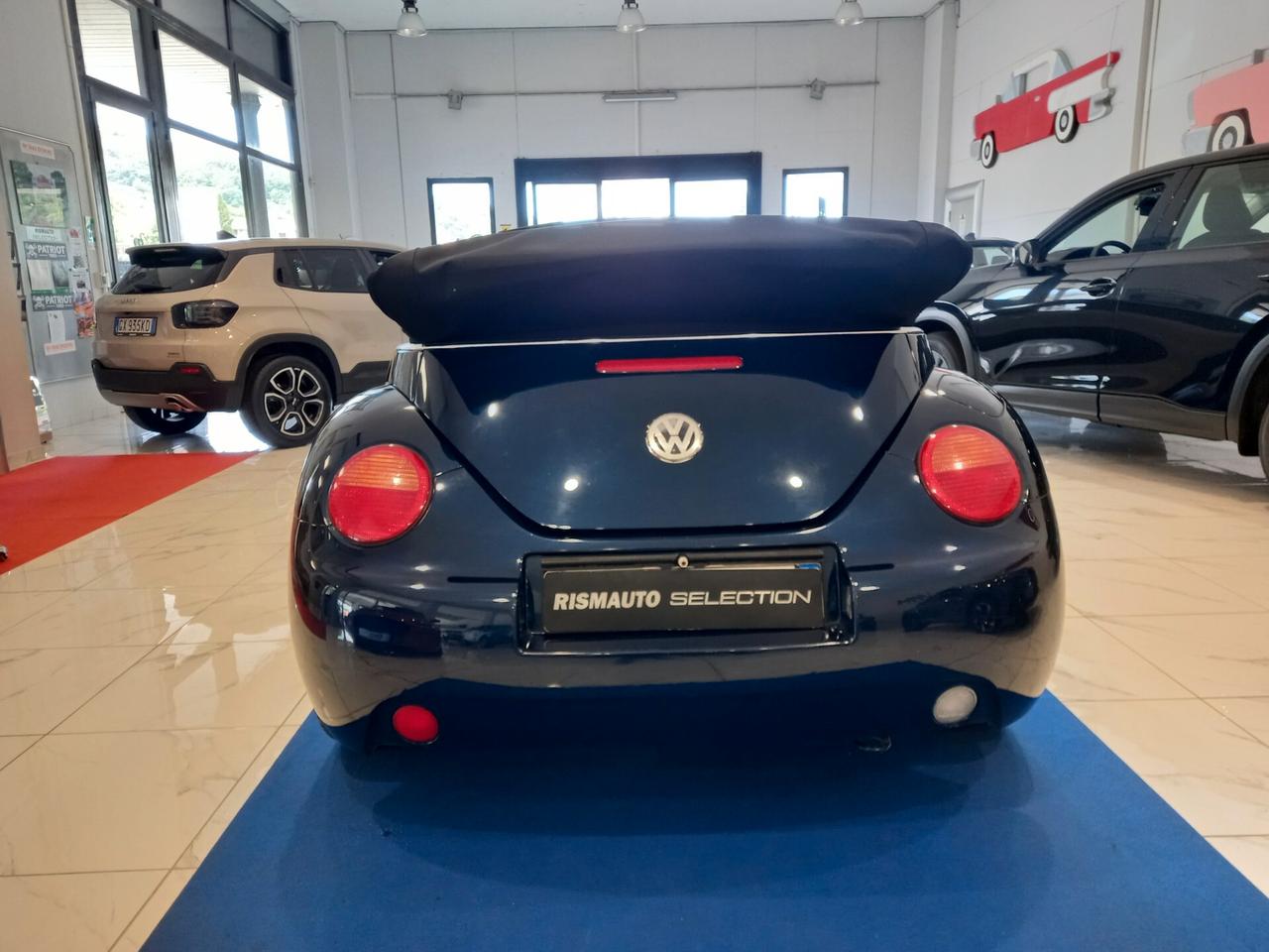 Volkswagen New Beetle 1.4 16V Cabrio