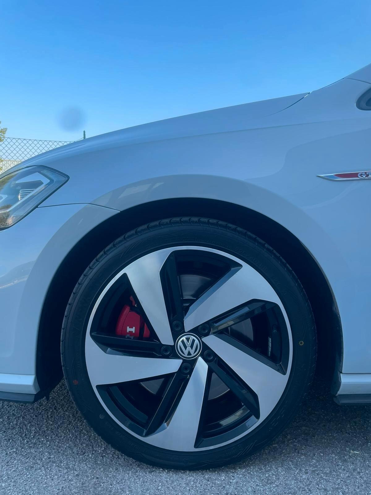 Volkswagen Golf GTI Performance 2.0 245 CV TSI 5p. BMT