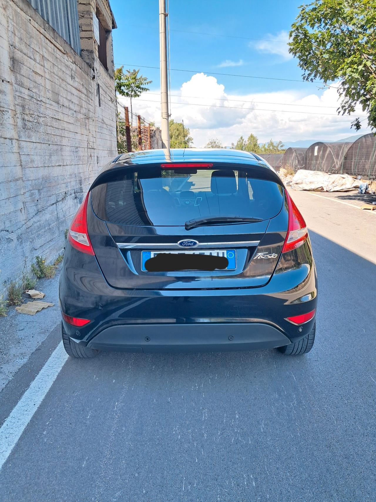 Ford Fiesta 1.4 Gpl Titanium