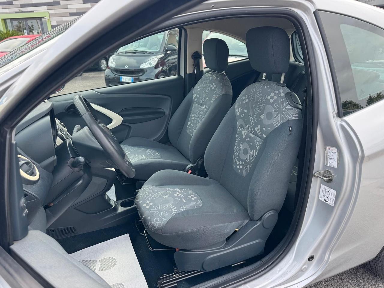 Ford Ka 1.2 BENZ 8V 69CV DURATEC 2009