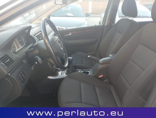 MERCEDES-BENZ B 180 CDI Sport