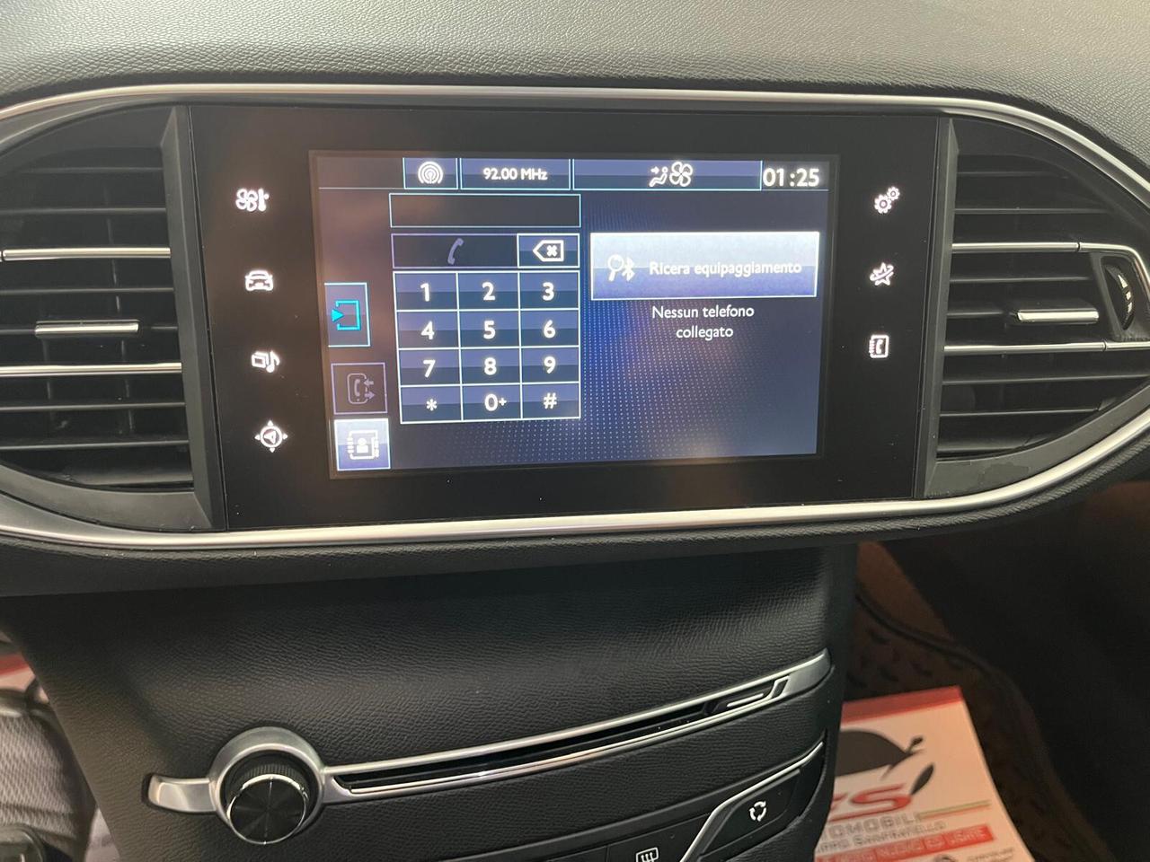 Peugeot 308 BlueHDi 120 S&S Allure