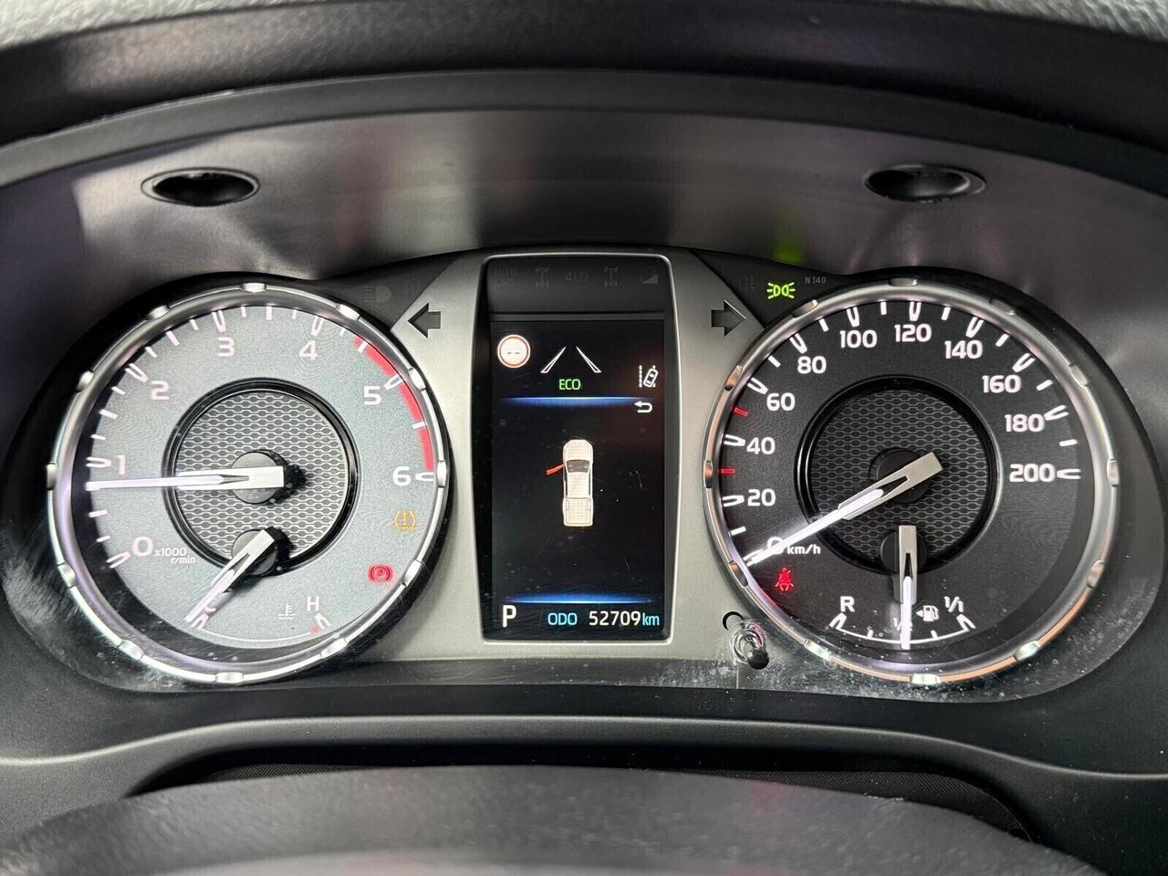 Toyota Hilux 2.4 D-4D A/T 4WD 4 porte Double Cab Comfort (886)