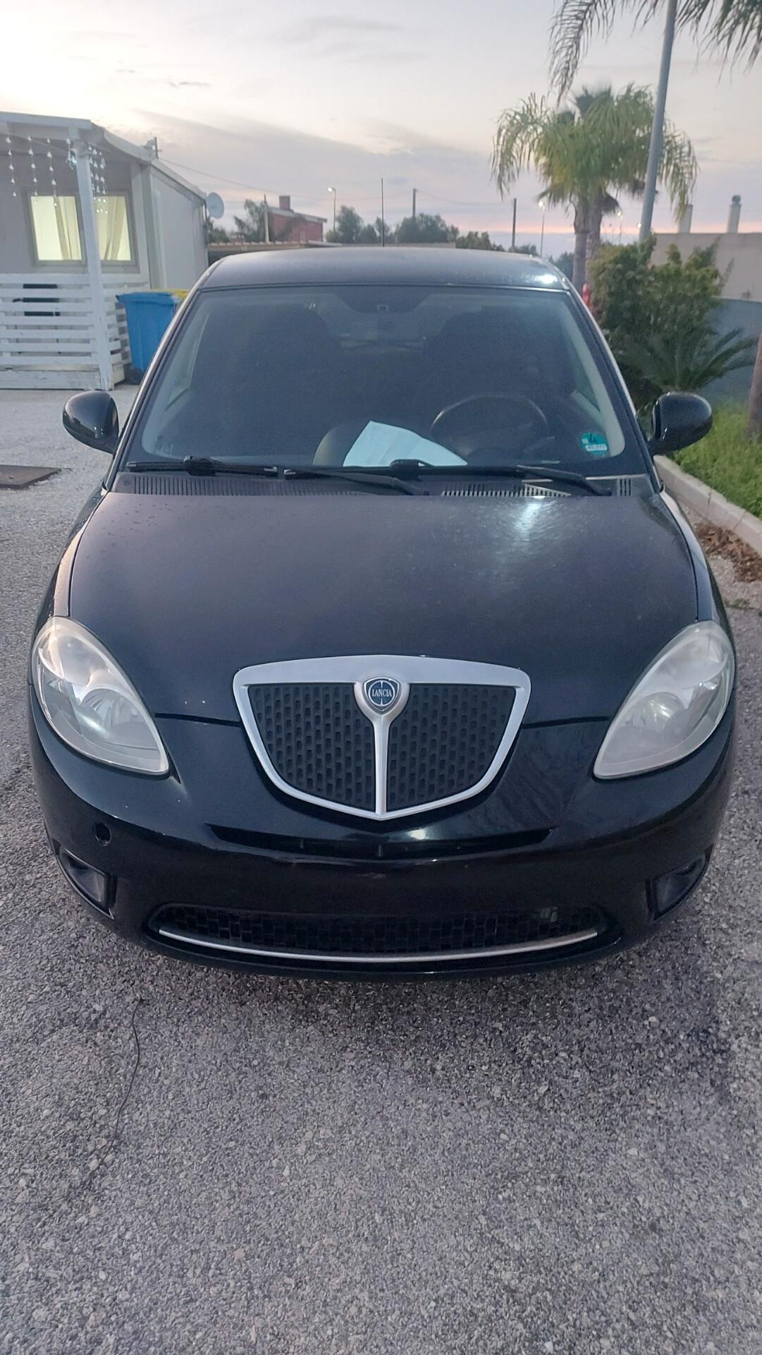 Lancia Ypsilon 1.2 69 CV Diva