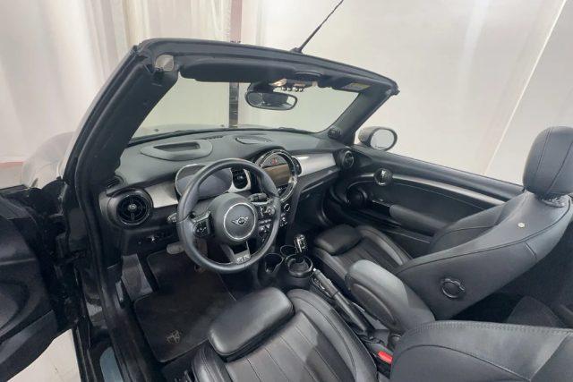 MINI Mini 1.5 Cooper Yours Cabrio