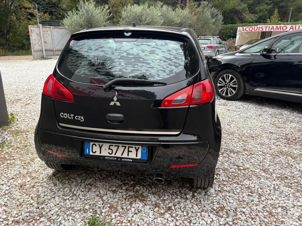 Mitsubishi Colt 1.1 12V 3p. CZ3 Invite Ok Neopatentati
