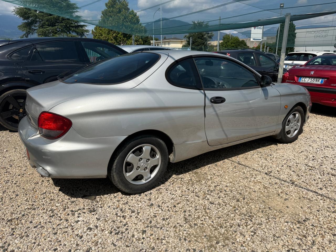 Hyundai Coupe 1.6i 16V cat Air