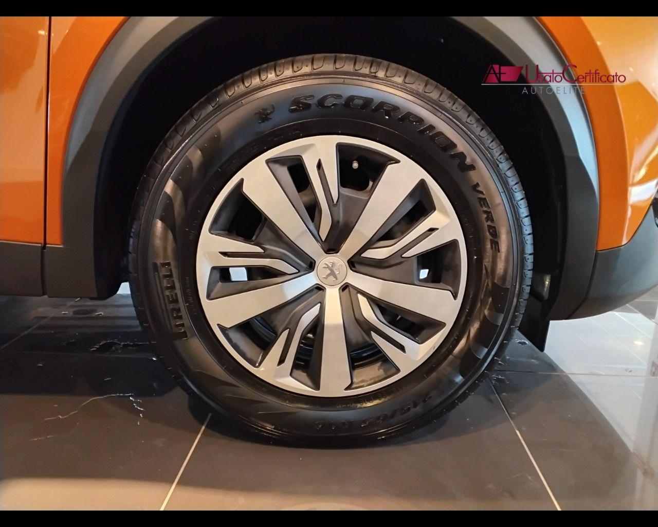 PEUGEOT 2008 BlueHDi 110 S&S Active