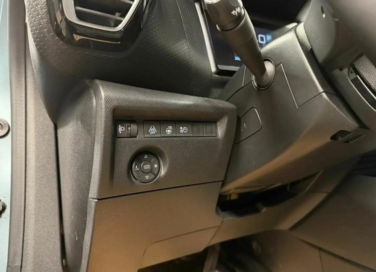 Citroen C4 e-C4 motore elettrico 136 CV Shine