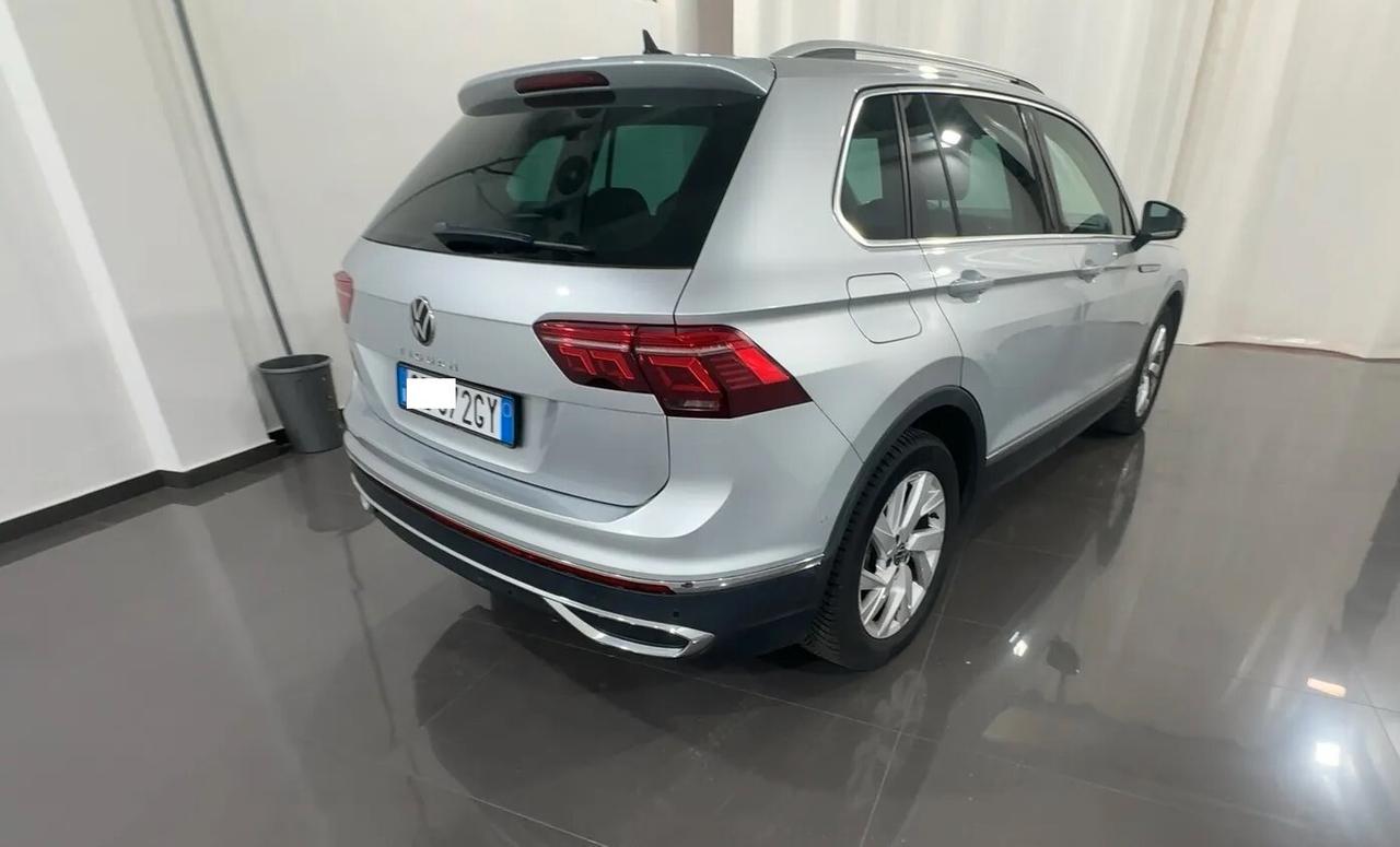 Volkswagen Tiguan 2.0 TDI 150 CV SCR DSG Elegance