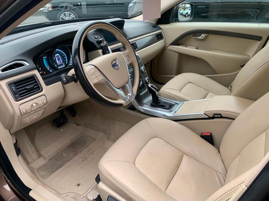 VOLVO XC70 (2007-2017) XC70 D4 AWD Geartronic M...