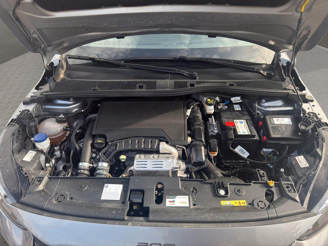 Peugeot 208 PureTech 100 Stop&Start 5 porte Allure