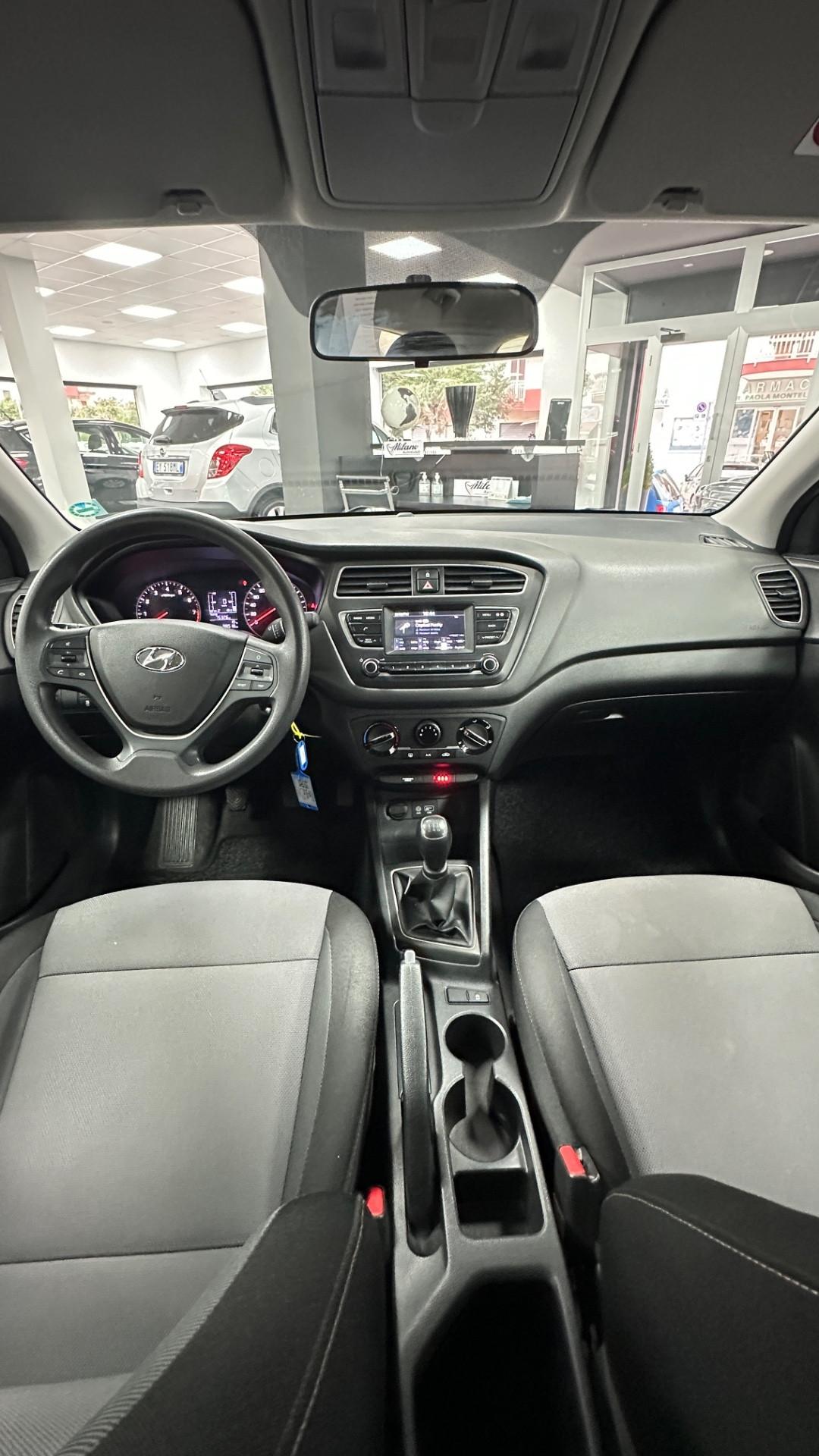 Hyundai i20 1.2 5 porte Tech