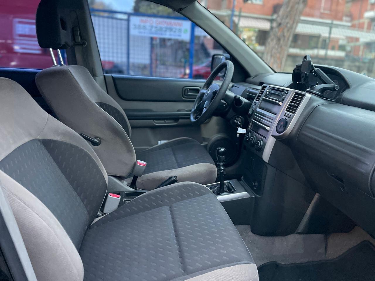 Nissan X-Trail 2.2 dCi Sport Columbia