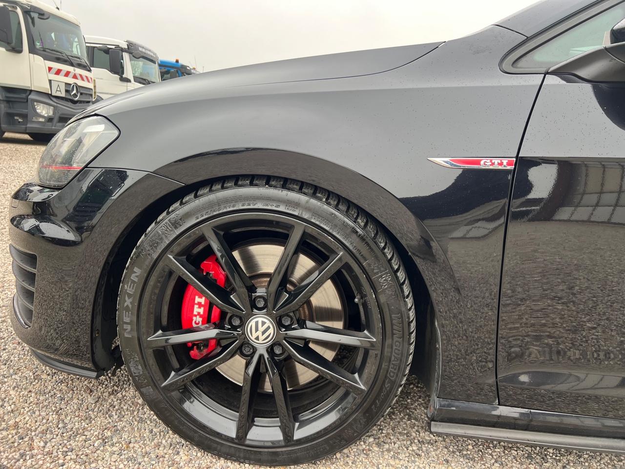 Volkswagen Golf GTI Performance 2.0 TSI DSG 5p. BlueMotion Technology