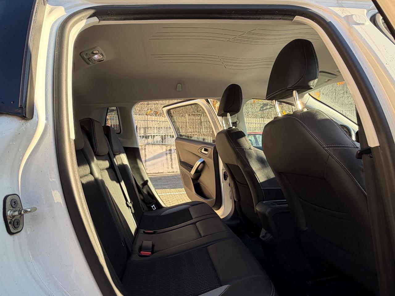 Peugeot 2008 1.6 e-HDi 92cv Allure 2014