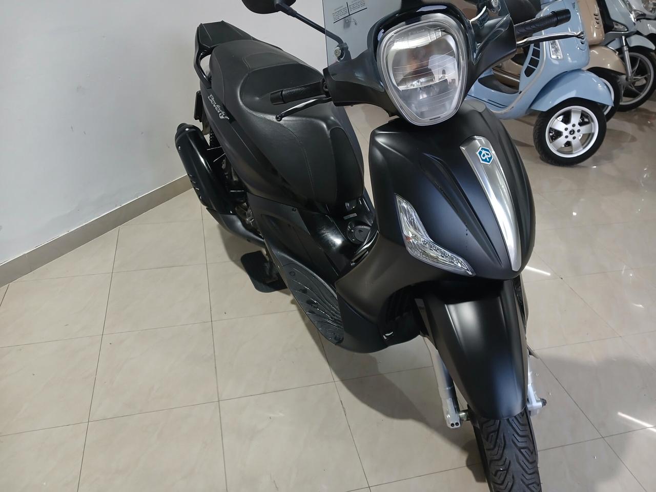 Piaggio Beverly 300 PARI AL NUOVO